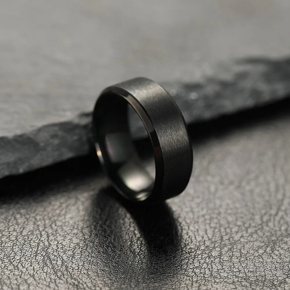 JEWELRFashion Charm Jewelry Ring for Men Women Stainless Steel Black Rings Wedding Engagement High Quality Matte Male Accessory